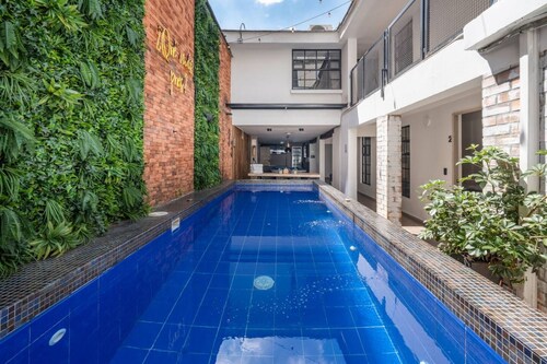 Lush Private House Provenza Pool
