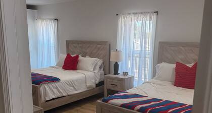 Luxury Loft located in the village of OP, just 7 minutes from Highmark Stadium