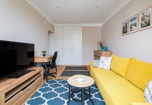 Unclassified image, 5 of 22, button - Plac Zbawiciela Chic Apartment (Warszawa)