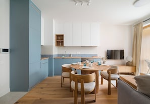 Dining - Wola Kolejowa Signature Apartment #26 (Warszawa)
