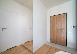 Interior - Wola Kolejowa Signature Apartment #26 (Warszawa)