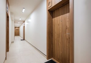 Interior - Wola Kolejowa Signature Apartment #27 (Warszawa)