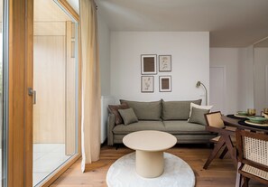 Living area - Wola Kolejowa Signature Apartment #27 (Warszawa)