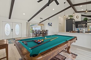 Game room - Redefining Rest & Relaxation Retreat (Cape Coral)