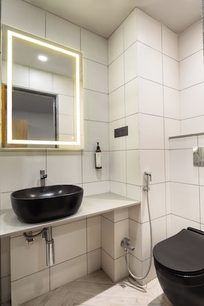 Bathroom - Tribe Commune Maasai (Pune)
