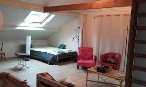 Unclassified image, 3 of 15, button - Vrbo Property (TREVIGNIN)