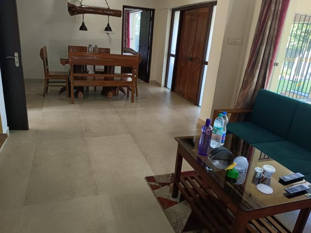 Bahagian dalam