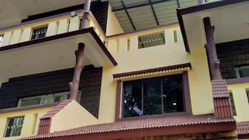 Bahagian luar