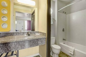 Bathroom - 1 Queen Bed | Smoking, Micfridge (Fresno CA)