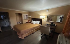 Bedroom - Cozy Motel 6,2 Queen Beds,Free wifi (Williams)