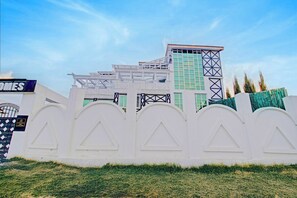 Ngoại thất