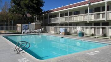 Holiday Home Swimming Pool