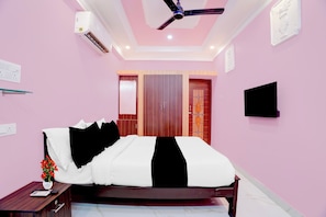 Room - Collection O Rajive Gandhi Statue (Puducherry)