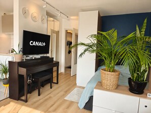 Unclassified image, 3 of 13, button - Vrbo Property (Grenoble)