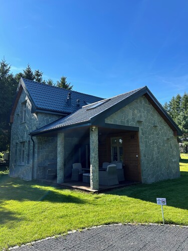 Zacisze Skalnych Domków 3 całoroczne domki na Kaszubach z prywatną sauną i balią