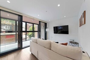 Unclassified image, 4 of 26, button - 2 Bedrooms walking distance to Euston,King Cross (London)