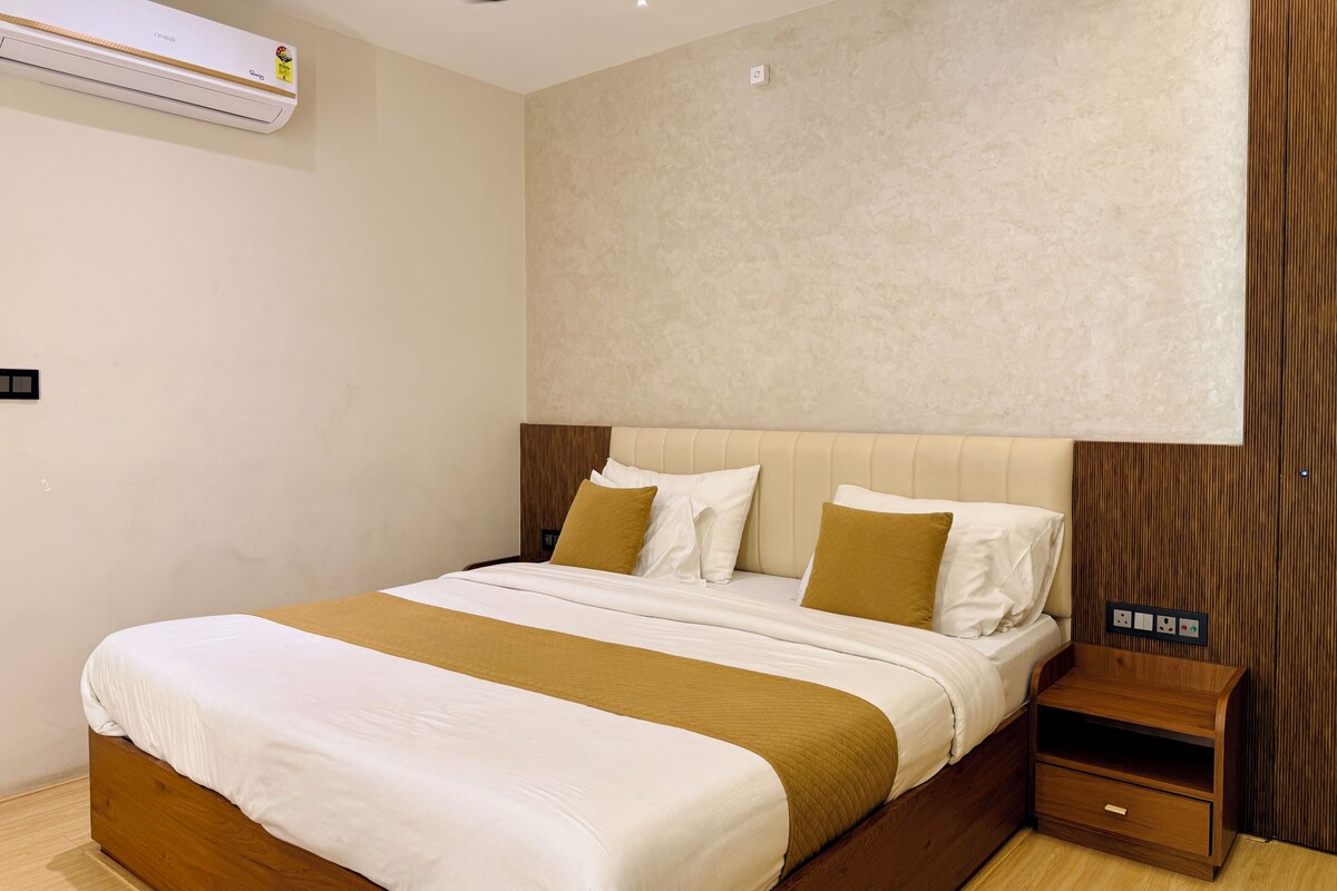 Deluxe Double Room | Desk, WiFi (free)