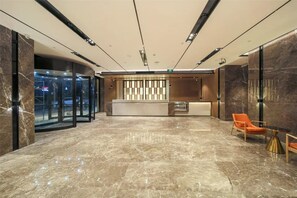Ảnh chưa phân loại, 3 trong số 23 ảnh, nút