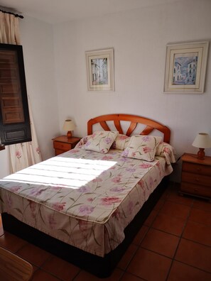 Unclassified image, 5 of 17, button - El Capistrano Village Nicosol (Nerja)