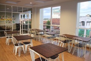 Tempat makan