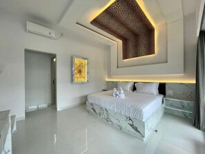 Unclassified image, 2 of 23, button - Sea Shell Resort Gili Trawangan (Gili Trawangan)