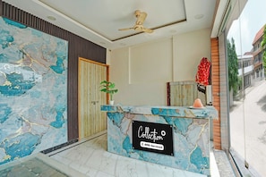 Khu sảnh