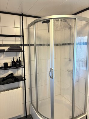 Bathroom - Vrbo Property (Bocholt)