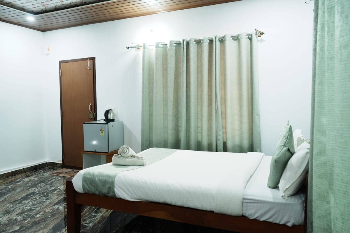 Superior-Doppelzimmer, Balkon, Blick auf die Anlage