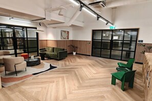 Lobby - Luxury Large Flat/Sleeps-5/Parking/Gym/Workspace (Brentford)