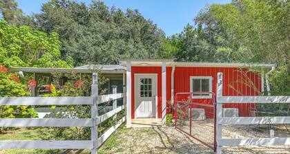 6 Mi to Spanish Springs! Private Unit w/ Projector