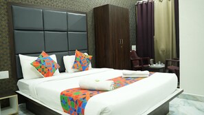 Unclassified image, 2 of 7, button - Hotel Pavithraa Edition (Bengaluru)