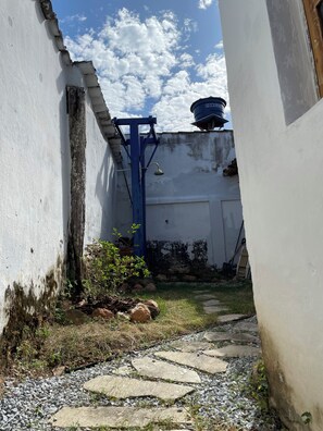 Property grounds - Nice House (Historic Center) (Goiás)