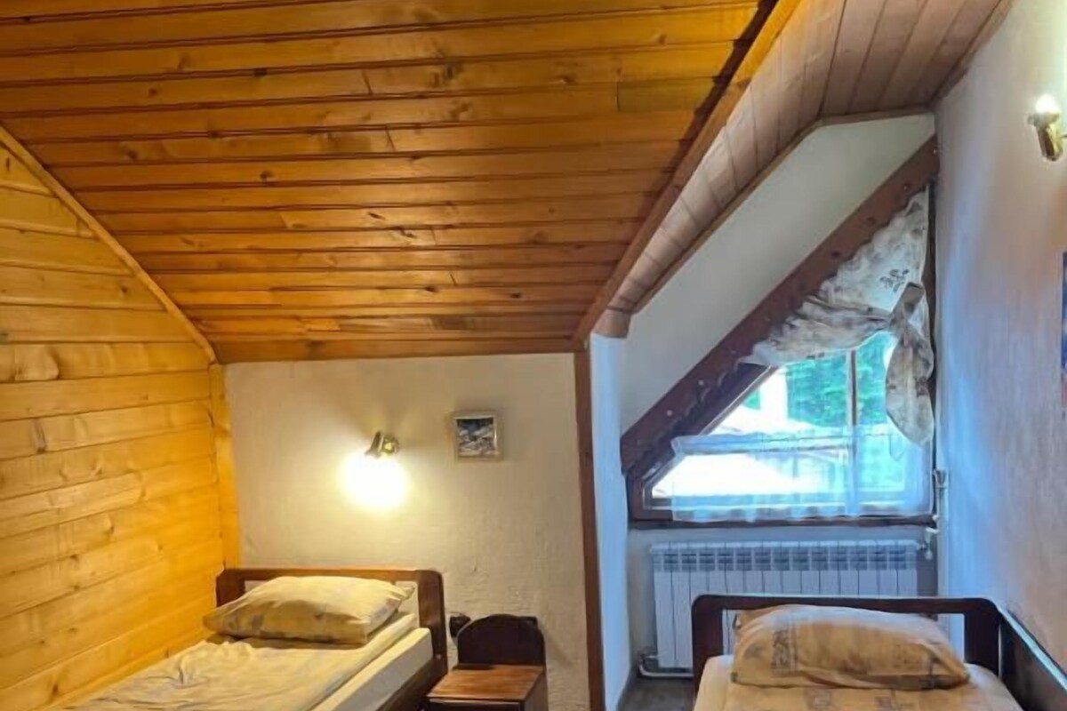 Apartemen, balkon, pemandangan gunung | Wi-Fi gratis