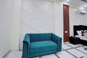 Unclassified image, 4 of 63, button - Collection O Basai Crossway Gurgaon (Gurugram)