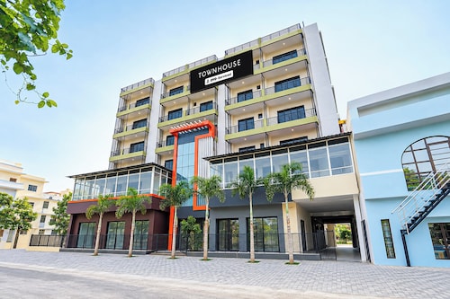 Hotel O BHU Road Formerly Yug Residency