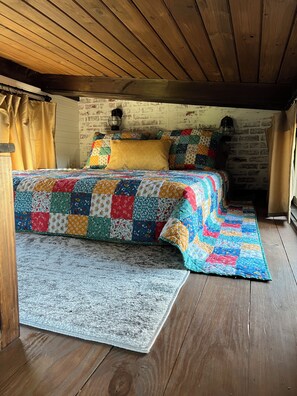 Unclassified image, 2 of 11, button - Tiny home bungalow in private setting (Candler)