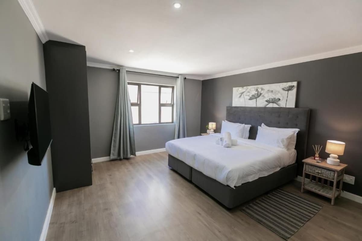 Habitació doble Deluxe, no fumadors, vistes a la muntanya | Planxa i posts de planxar i wifi gratuïta 