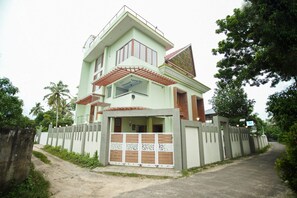 บริเวณภายนอก