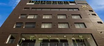 HOTEL SS GRANDEUR