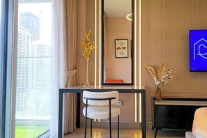 Interior - Moon River Stylish Studio with Workspace (Dubai)