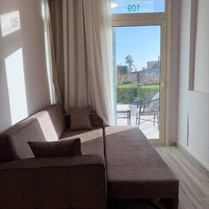 Living area - porto view (Red Sea Governorate)
