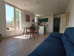 Unclassified image, 4 of 26, button - Vrbo Property (Autrans-Méaudre en Vercors)