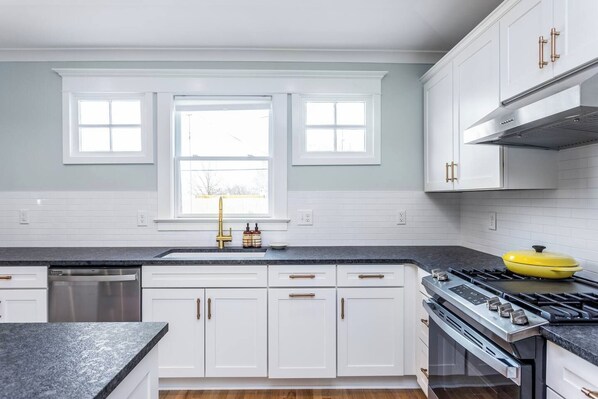Clean, bright, and a view that inspires every meal - State Street House & Guest House | Local Post Collection (Raleigh)
