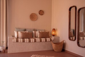 Room - Apartment in the Desert with a Terrace Overlooking the Mountains and the Ocean - Pool, Wi-Fi, A/C (San José del Cabo)
