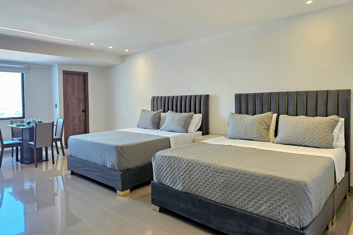 Family Double Room | Desk, laptop workspace, WiFi (free)