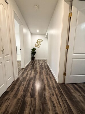 Unclassified image, 3 of 21, button - 🏡 Wyles Cozy Stay | Your Cozy Penticton Getaway (Penticton)