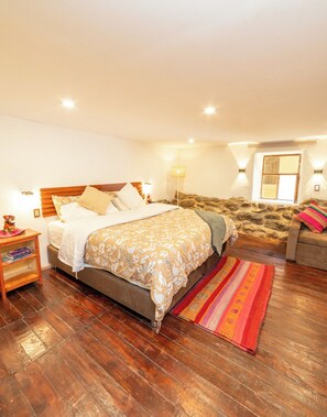 Unclassified image, 2 of 10, button - Vrbo Property (Ollantaytambo)