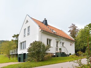 Luokittelematon kuva, 3 kautta 36, painike