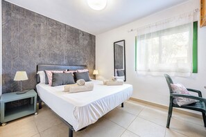 Unclassified image, 3 of 28, button - Vrbo Property (Maspalomas)