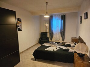 Unclassified image, 2 of 6, button - Vrbo Property (Borgo)